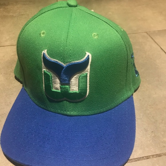 Hartford whalers Mitchell and ness SnapBack hat - Picture 1 of 3